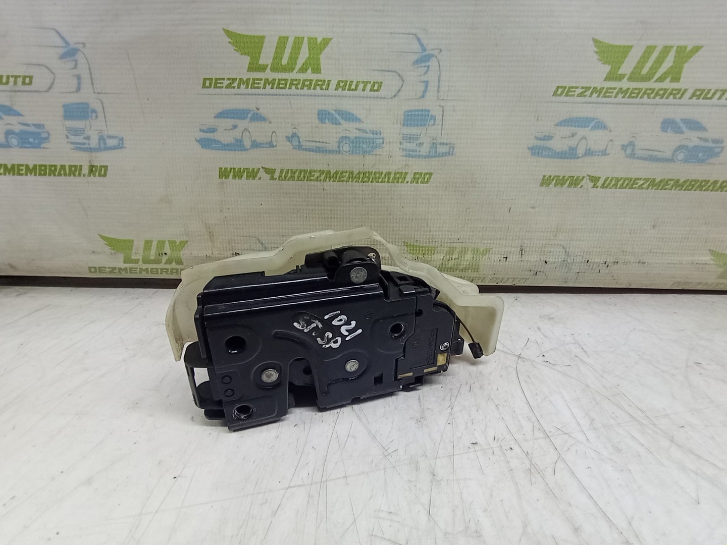 Broasca stanga spate 7L0839015d Volkswagen Golf 6 (2008 - 2015)