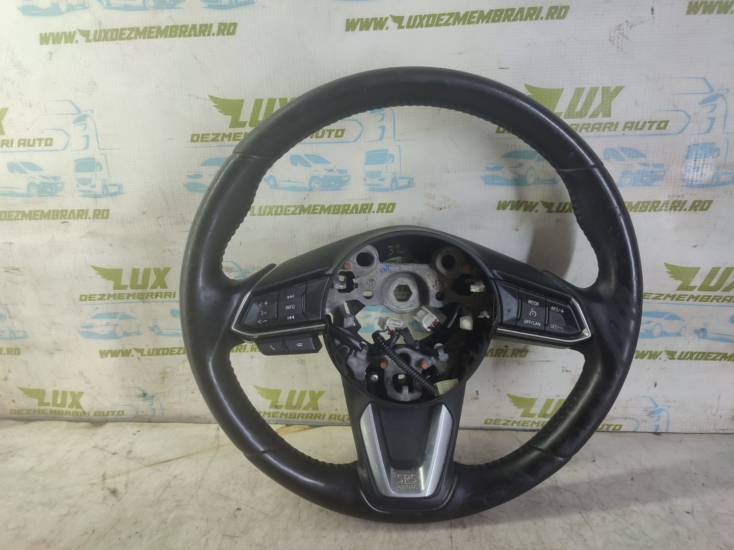 Volan in 3 spite cu comenzi k0273bd Mazda 3 BM (facelift) (2016 - 2019)
