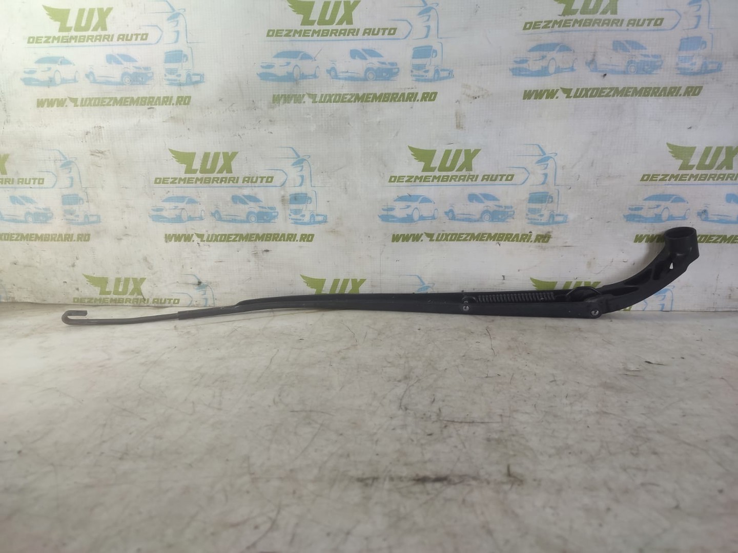 Brat stergator parbriz stanga Mazda 3 BM (facelift) (2016 - 2019)
