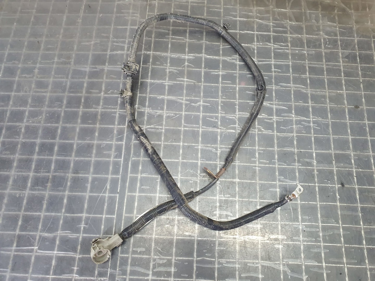 Borna baterie kd49-67-070 Mazda 3 BM (facelift) (2016 - 2019)