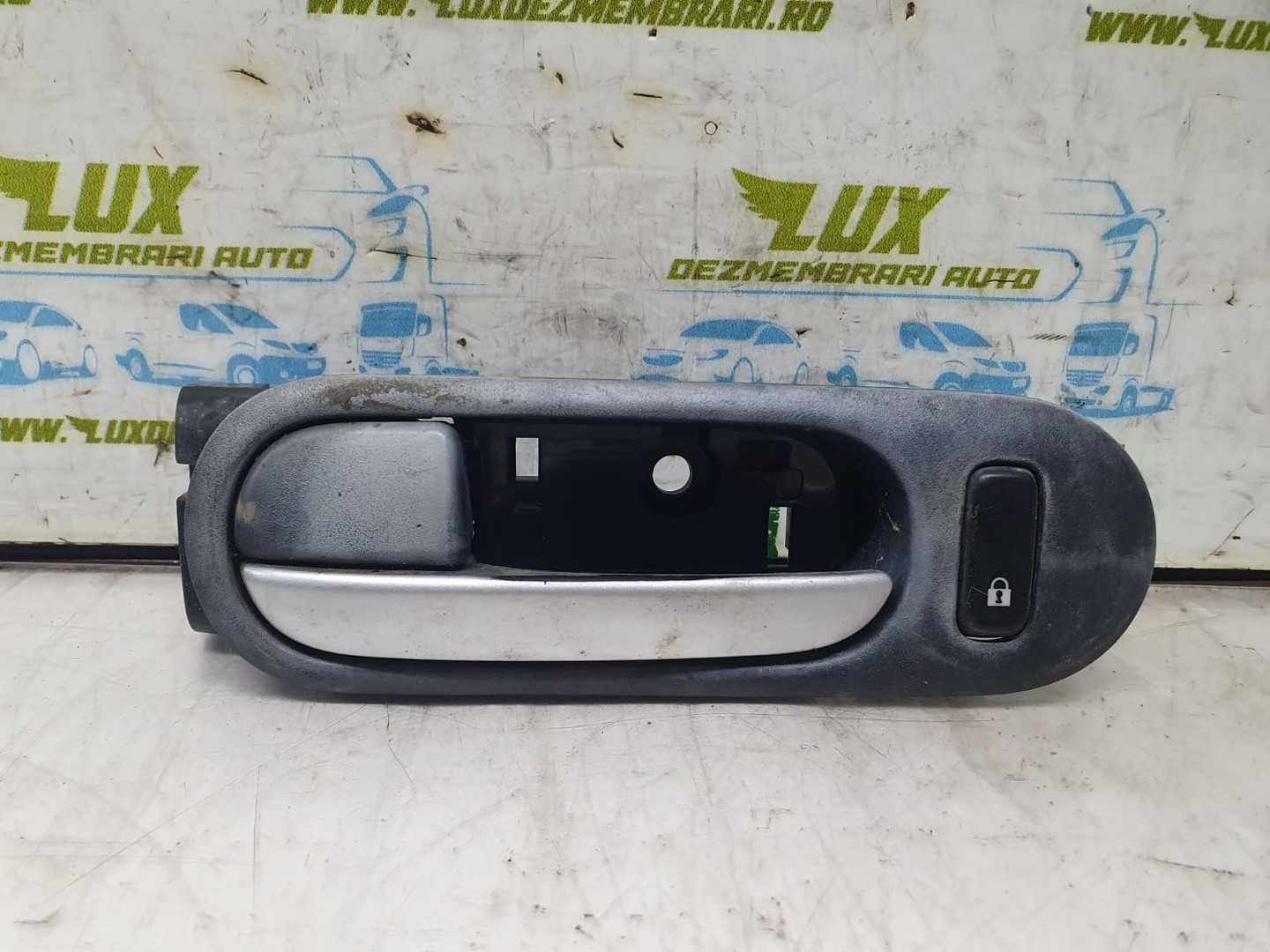 Maner interior Mazda CX-7 1 (2006 - 2009)