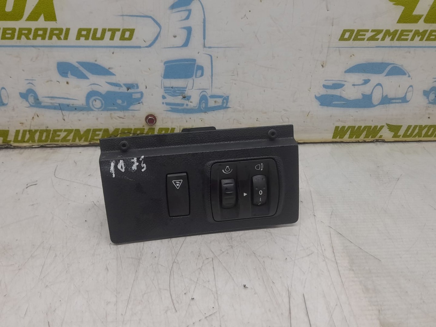 Buton reglaj faruri Renault Latitude 1 (2010 - 2014)