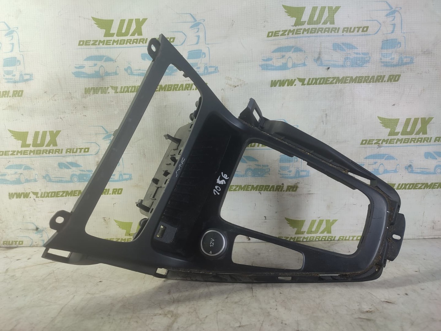 Ornament consola centrala f1eb-a044h83-a Ford Focus 3 (facelift) (2014 - 2020)