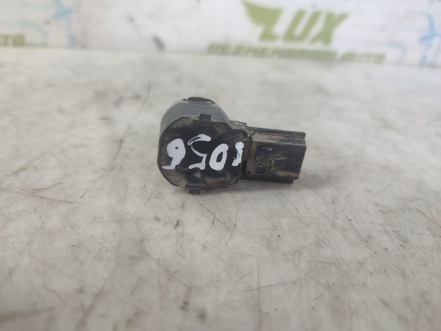 Senzor parcare em2t-15k859-ba Ford Focus 3 (facelift) (2014 - 2020)
