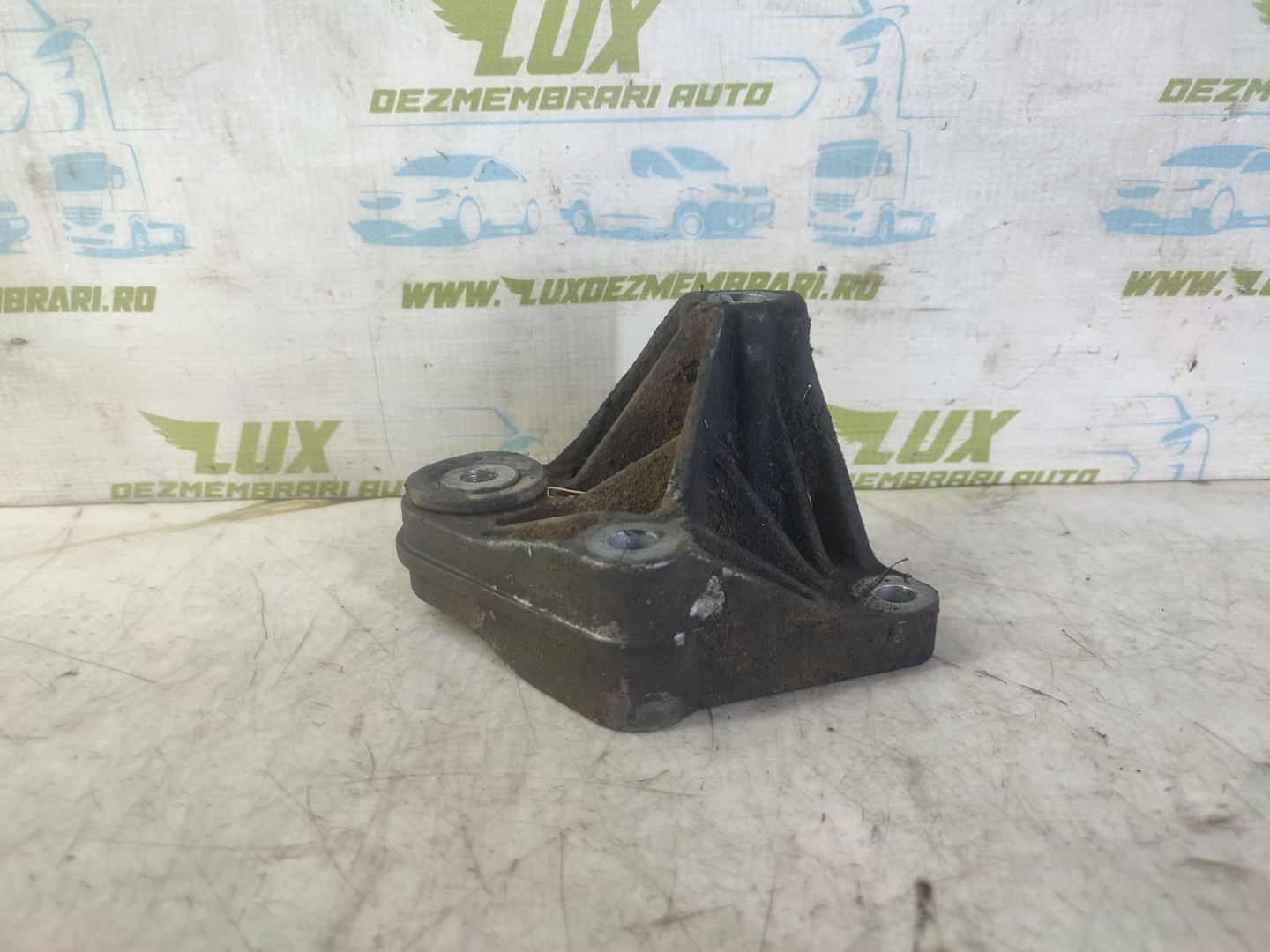 Suport cutie viteze av61-6p093-na Ford Focus 3 (facelift) (2014 - 2020)