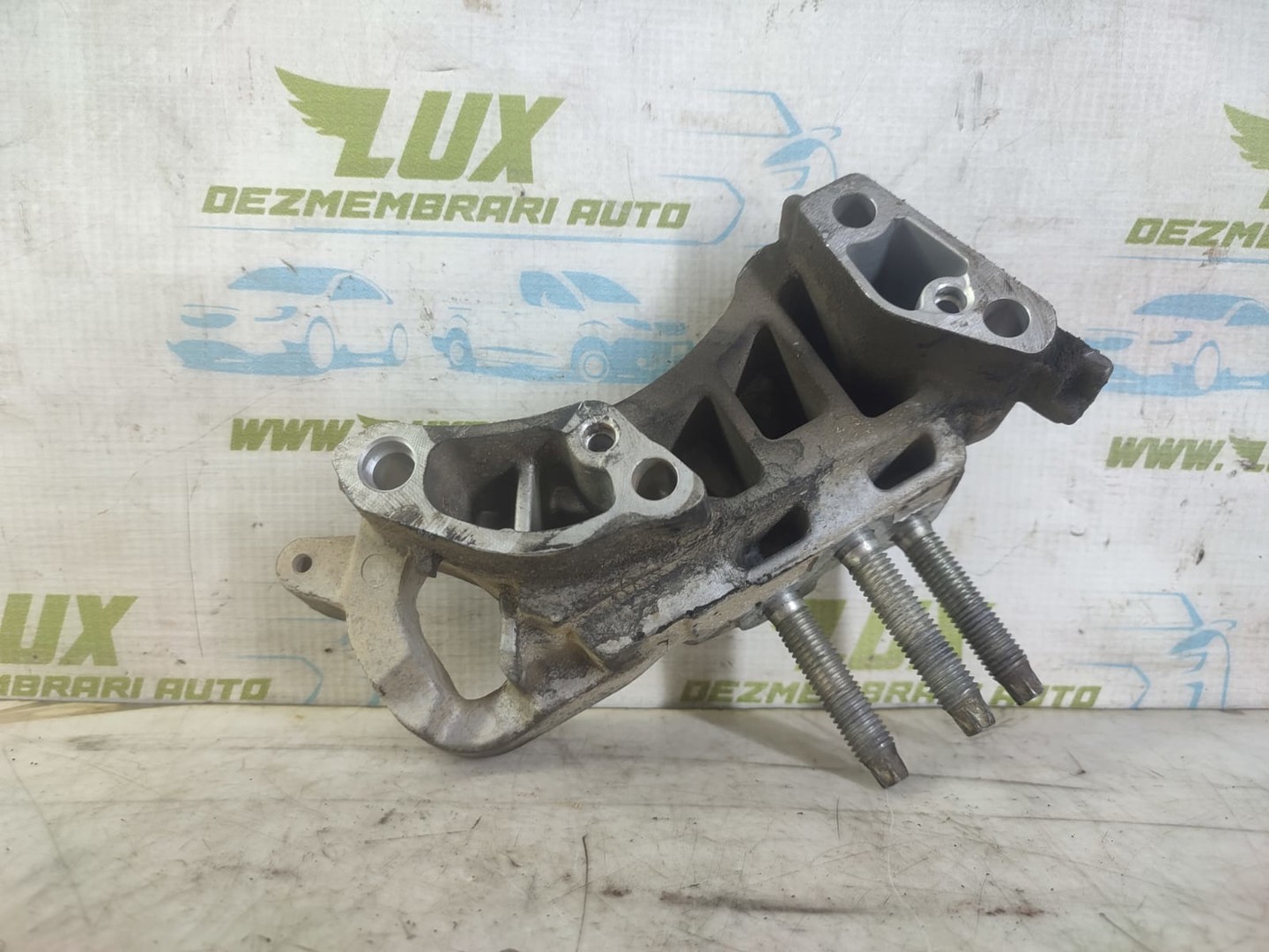 Suport motor fm5q-6030-ab Ford Focus 3 (facelift) (2014 - 2020)