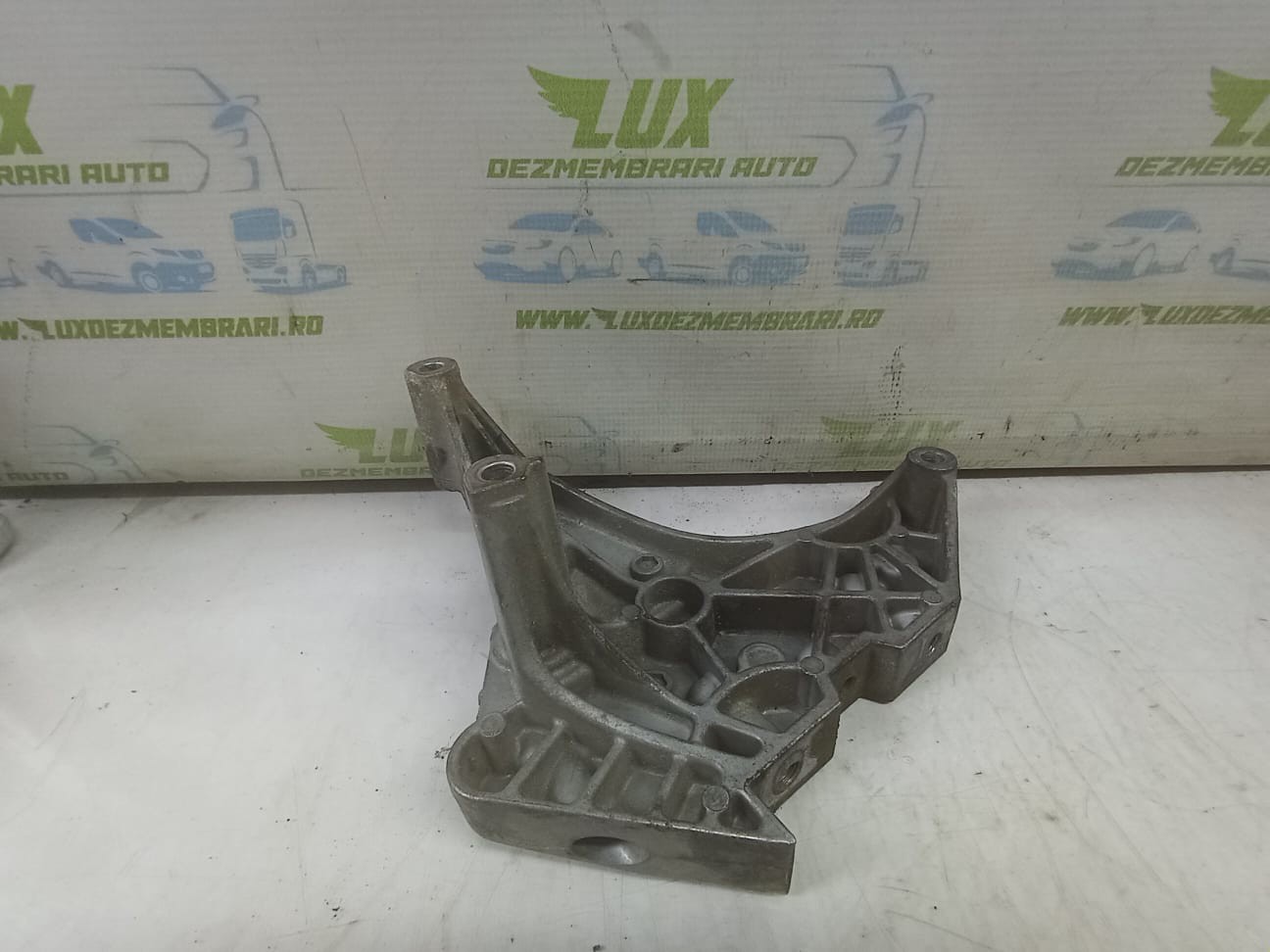 Suport motor 03L199207 Volkswagen Golf 6 (2008 - 2015)