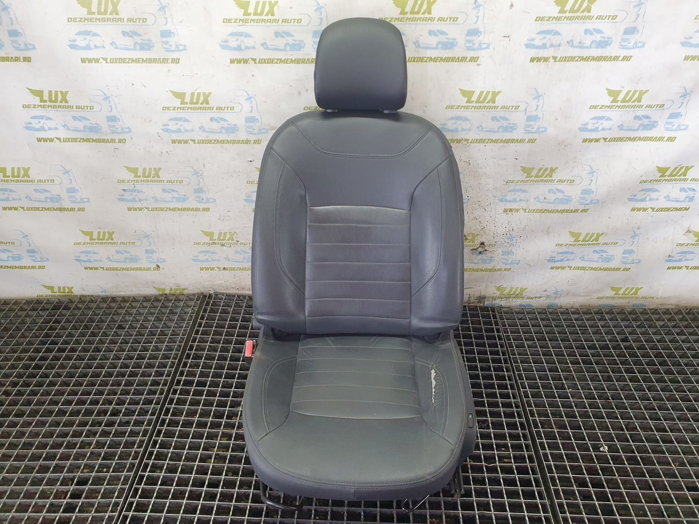 Scaun stanga fata Dacia Lodgy 1 (2013 - 2020)