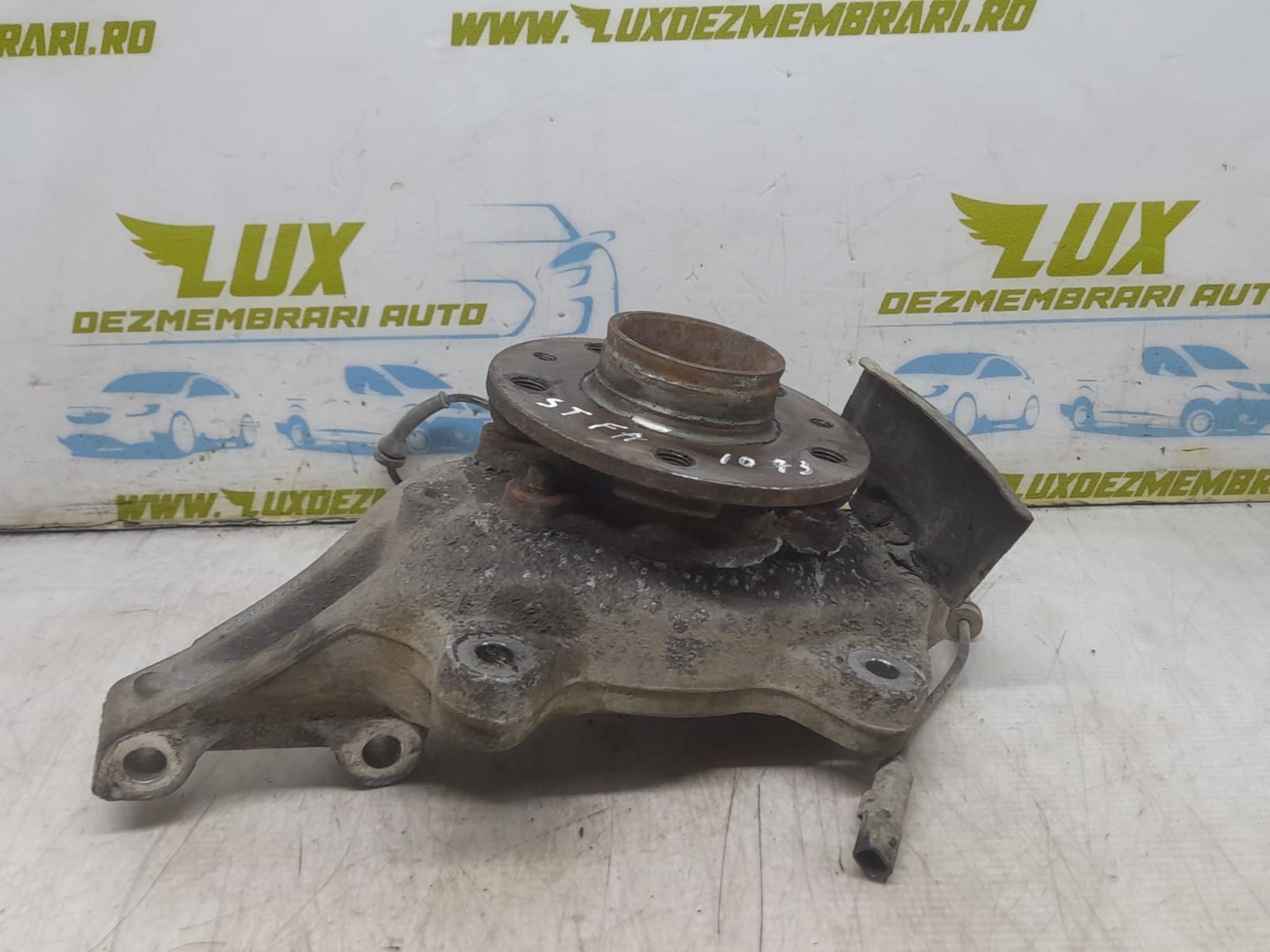 Fuzeta stanga fata Renault Latitude 1 (2010 - 2014)
