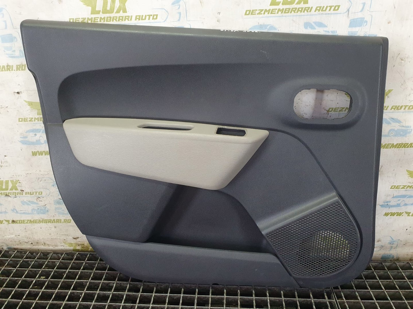 Fata usa stanga spate Dacia Lodgy 1 (2013 - 2020)