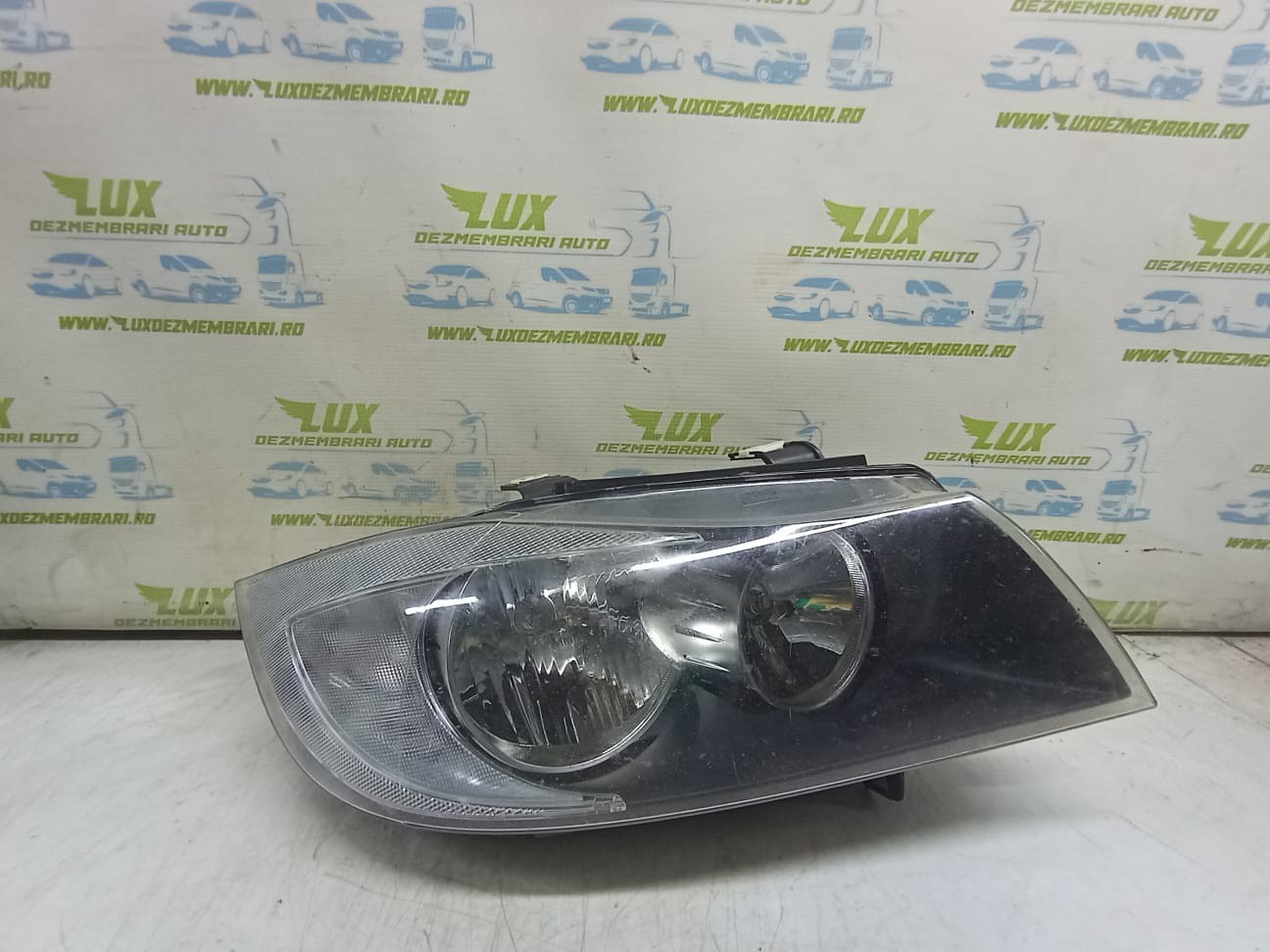 Far dreapta BMW Seria 3 E90 (2004 - 2010)