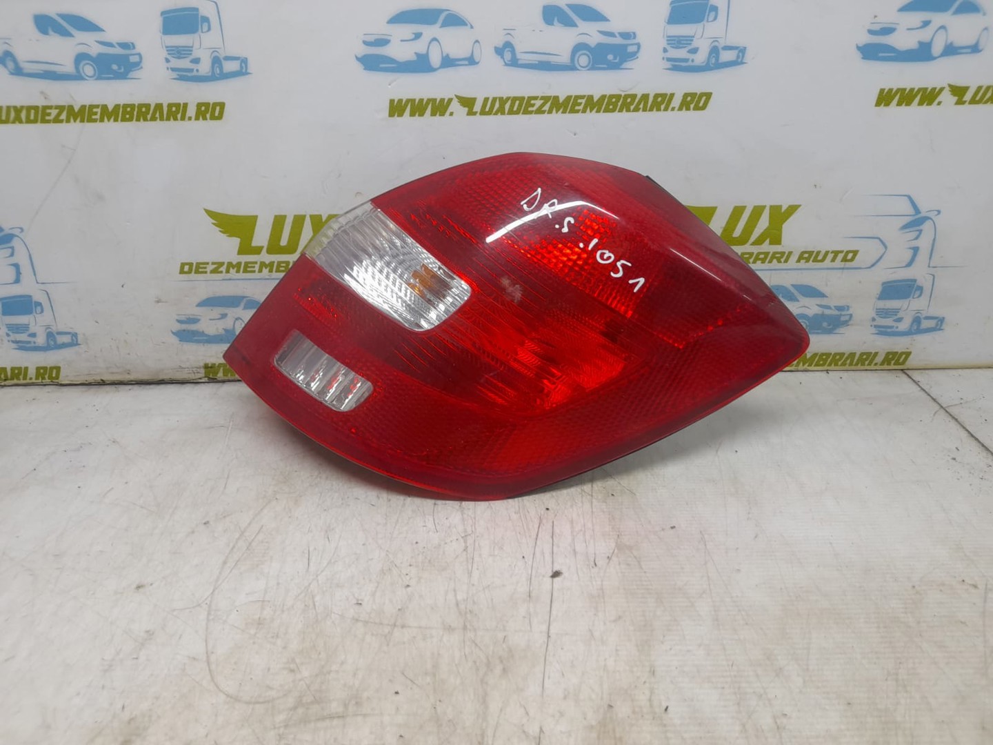 Stop dreapta 5j6945112 Skoda Fabia 5J (facelift) (2010 - 2014)