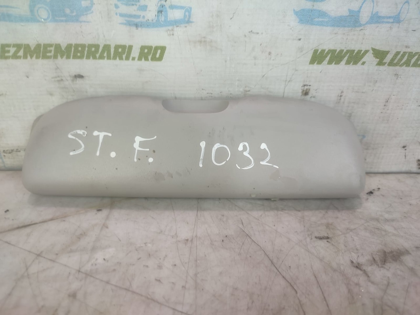 Parasolar stanga 8200068805 Dacia Lodgy 1 (2013 - 2020)