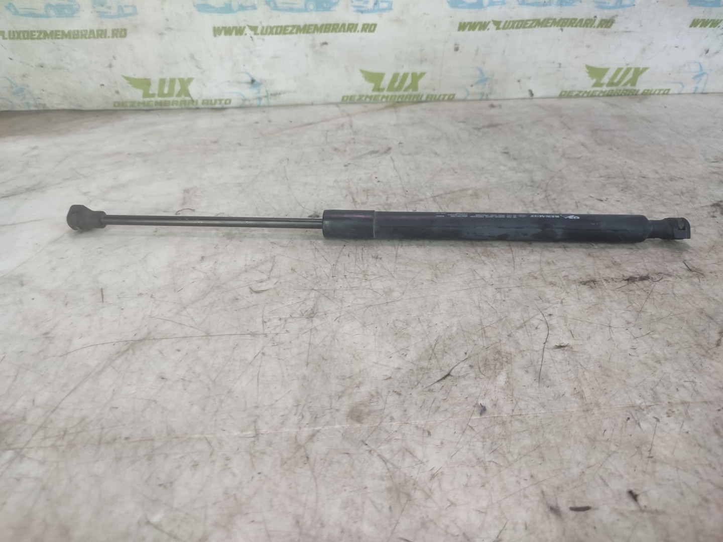 Amortizor capota 654704175r Dacia Lodgy 1 (2013 - 2020)