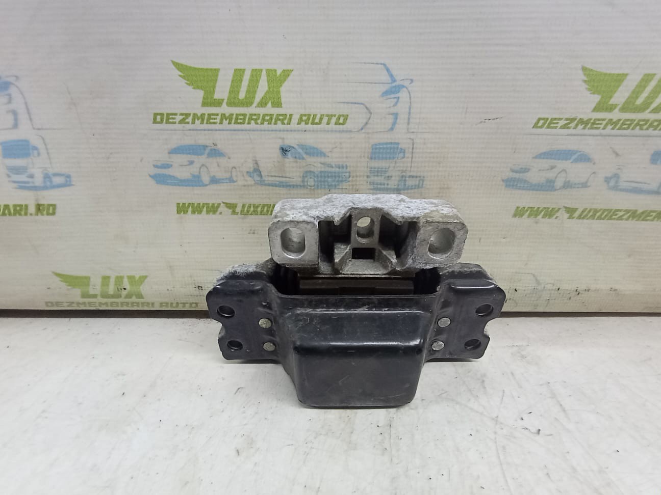 Suport motor 1k0199555 Volkswagen Golf 6 (2008 - 2015)