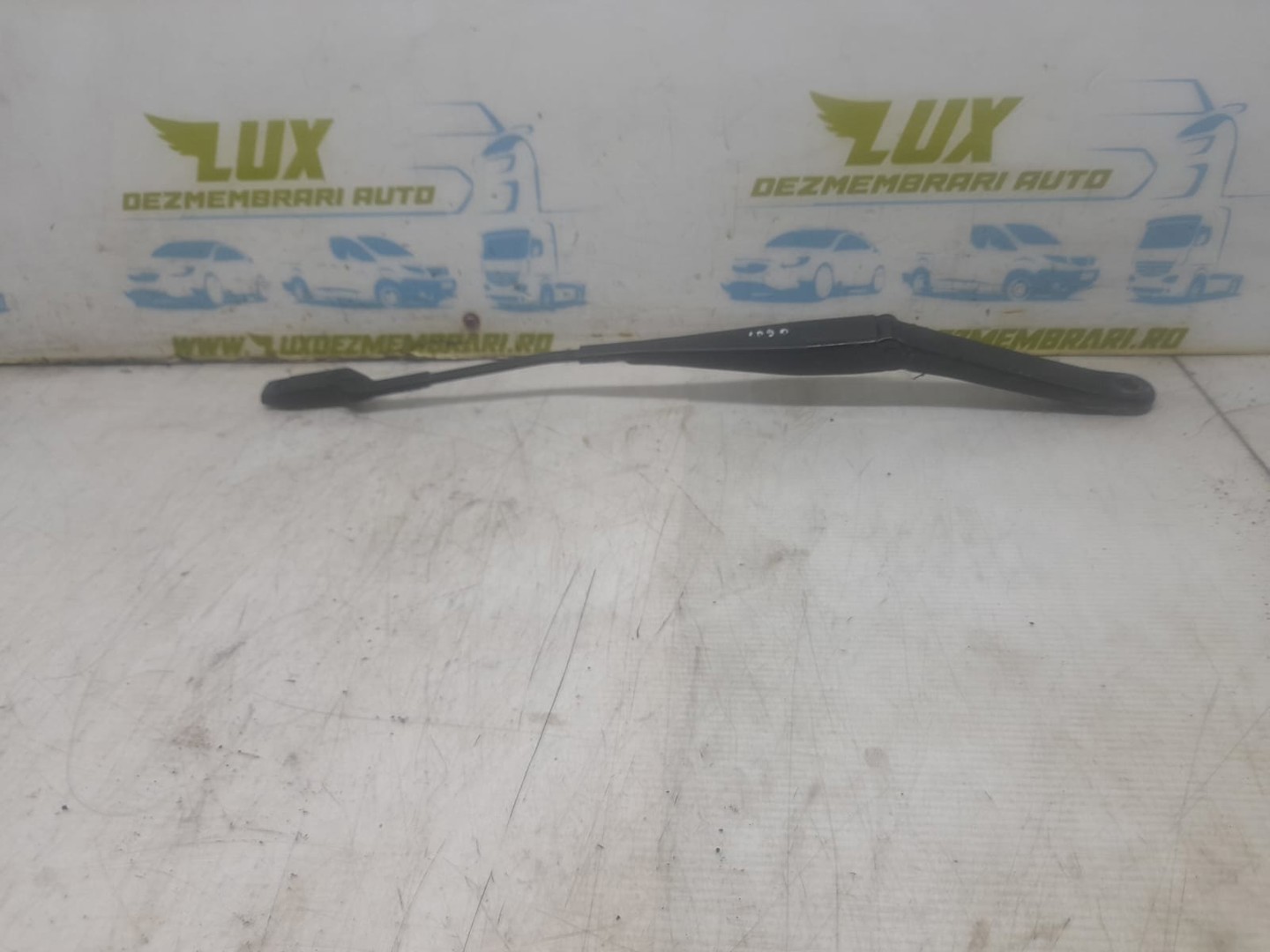 Brat stergator parbriz stanga 8A61-17526-AE Ford Fiesta 6 (facelift) (2013 - 2020)
