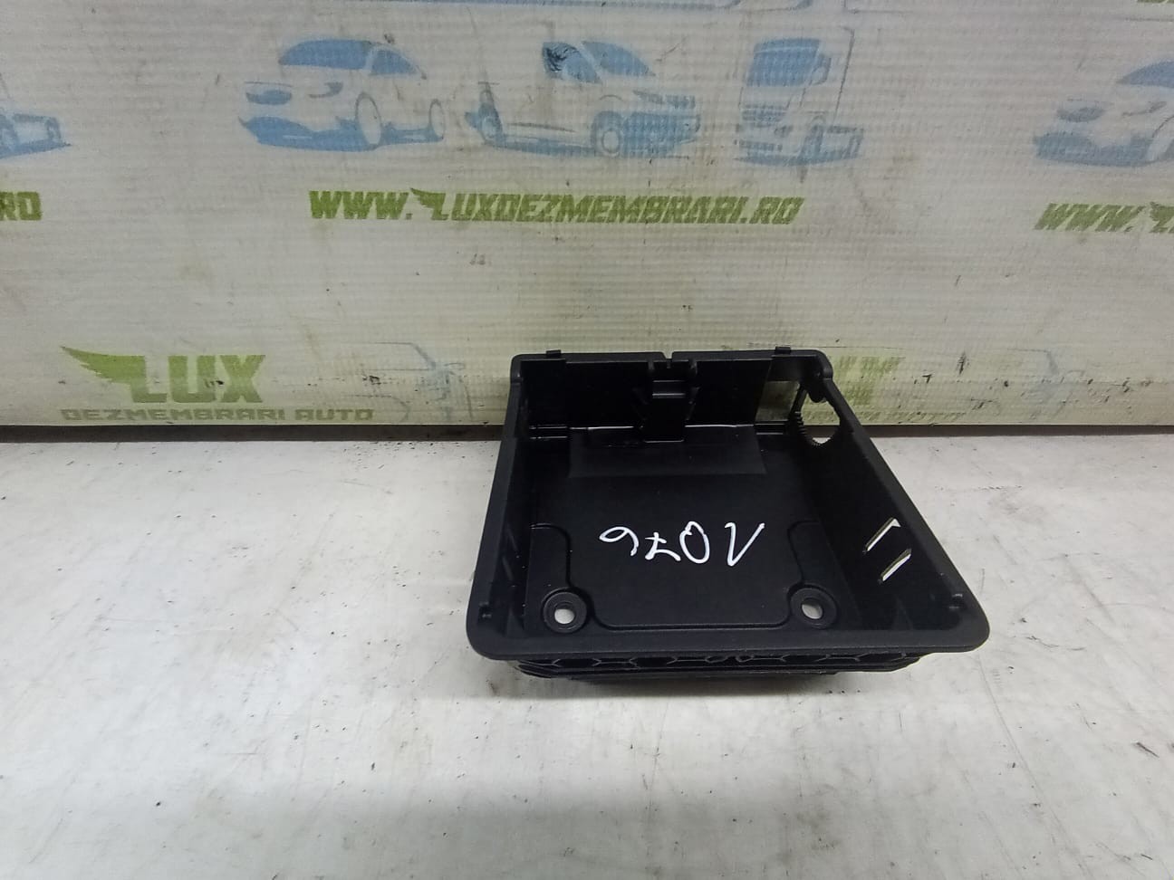 Suport pahare 1k0862532g Volkswagen Golf 6 (2008 - 2015)