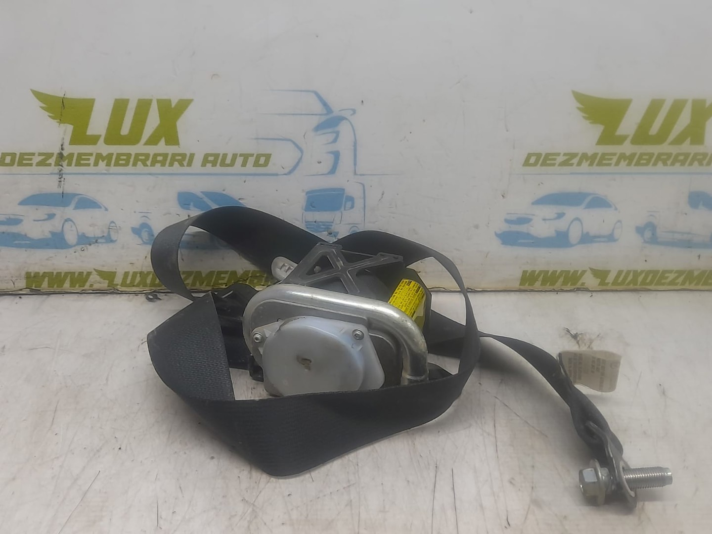 Centura siguranta dreapta fata 0436046 Mazda CX-7 1 (2006 - 2009)