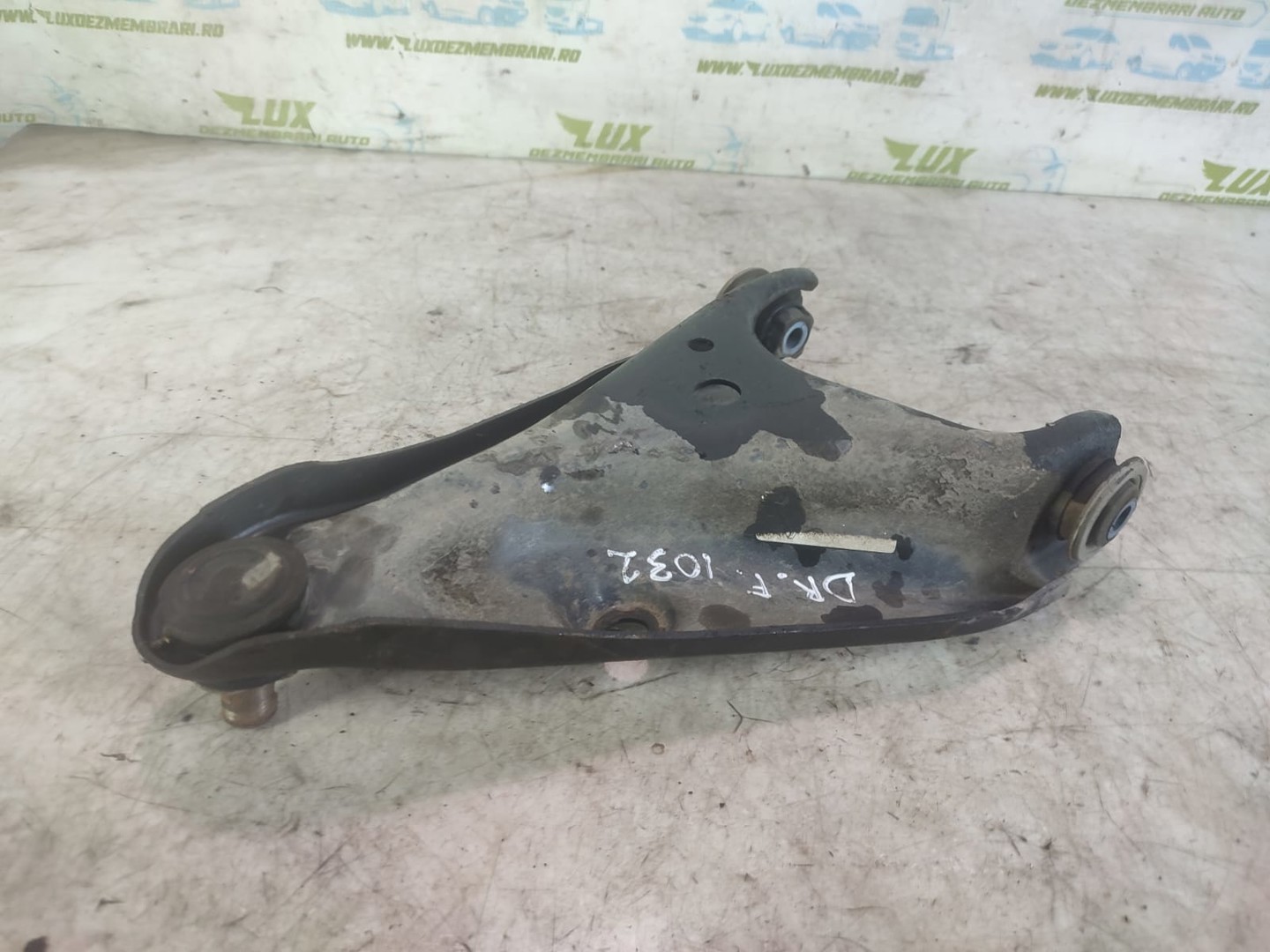 Brat suspensie dreapta fata Dacia Lodgy 1 (2013 - 2020)