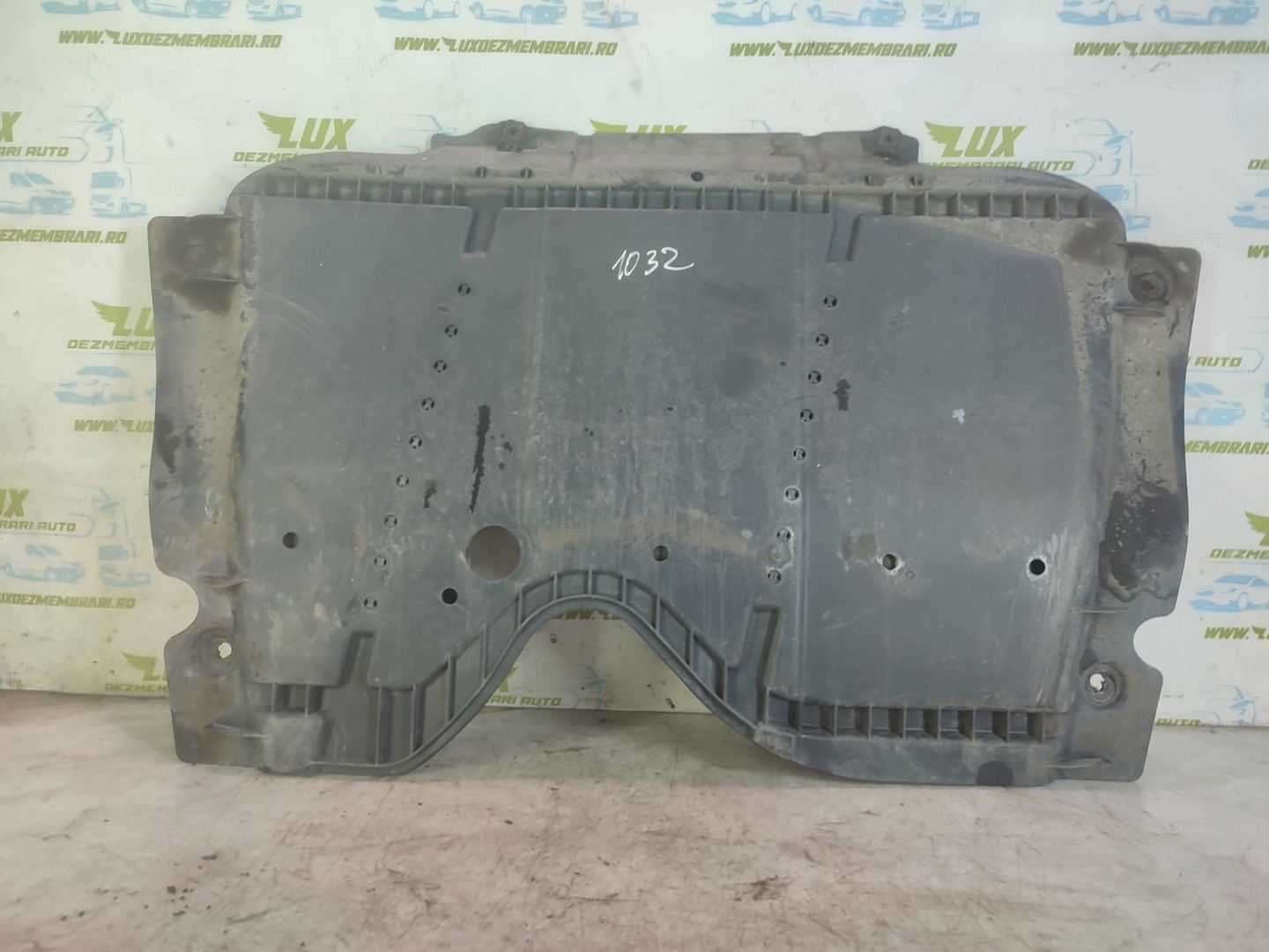Scut motor Dacia Lodgy 1 (2013 - 2020)