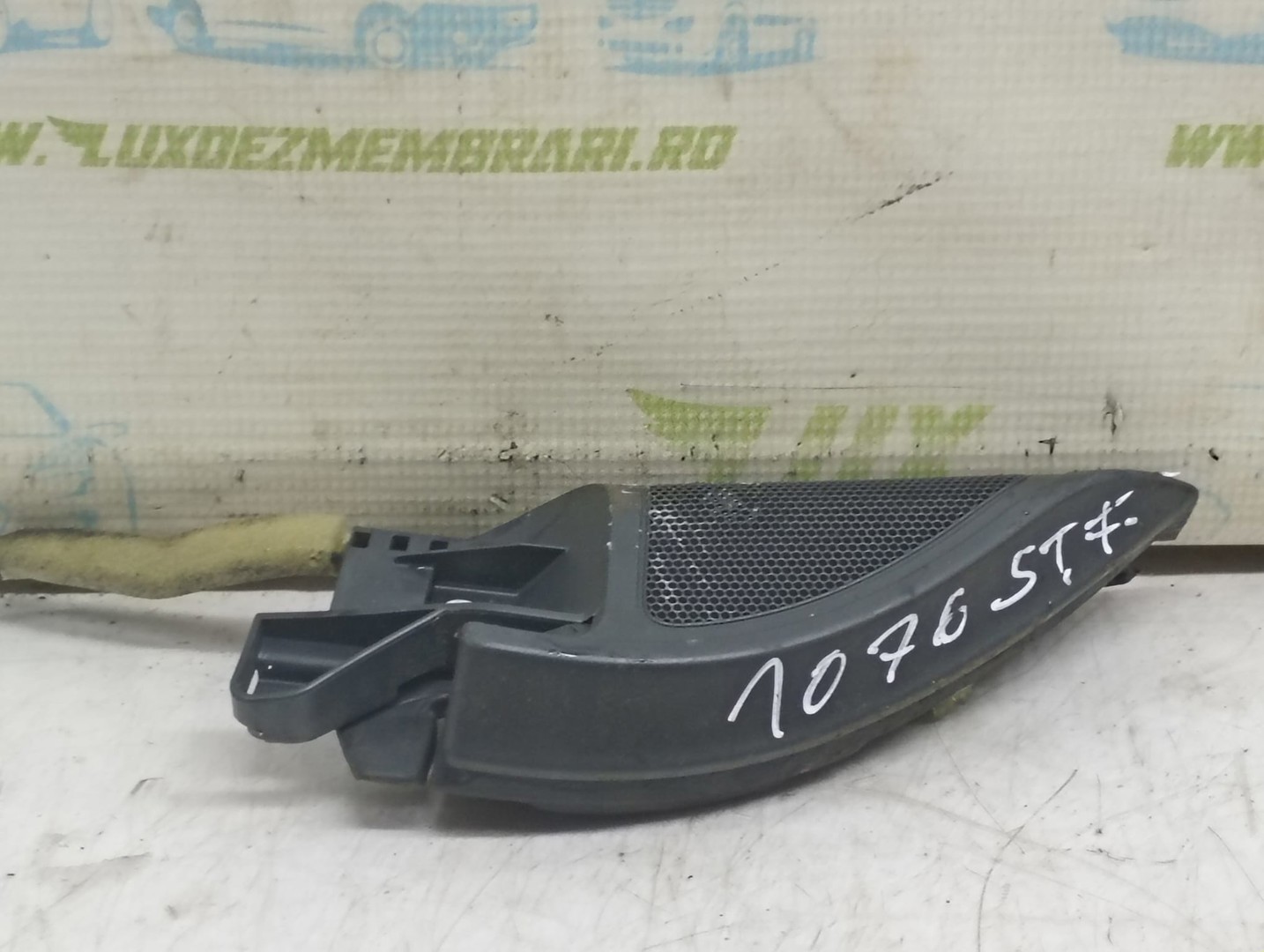Boxa difuzor tweeter 5k0837985 Volkswagen Golf 6 (2008 - 2015)