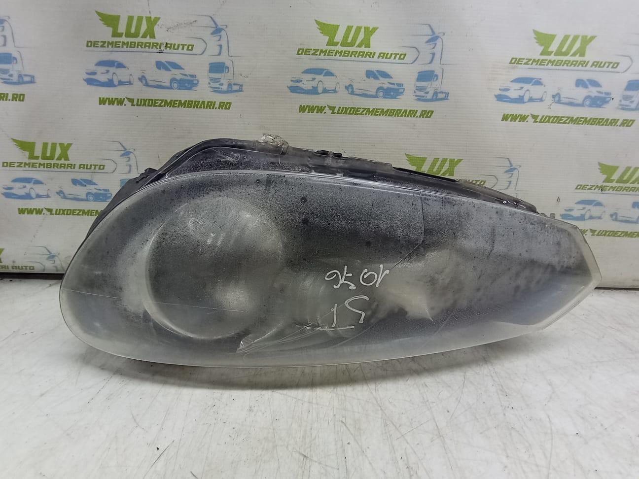 Far stanga 5k1941005p Volkswagen Golf 6 (2008 - 2015)