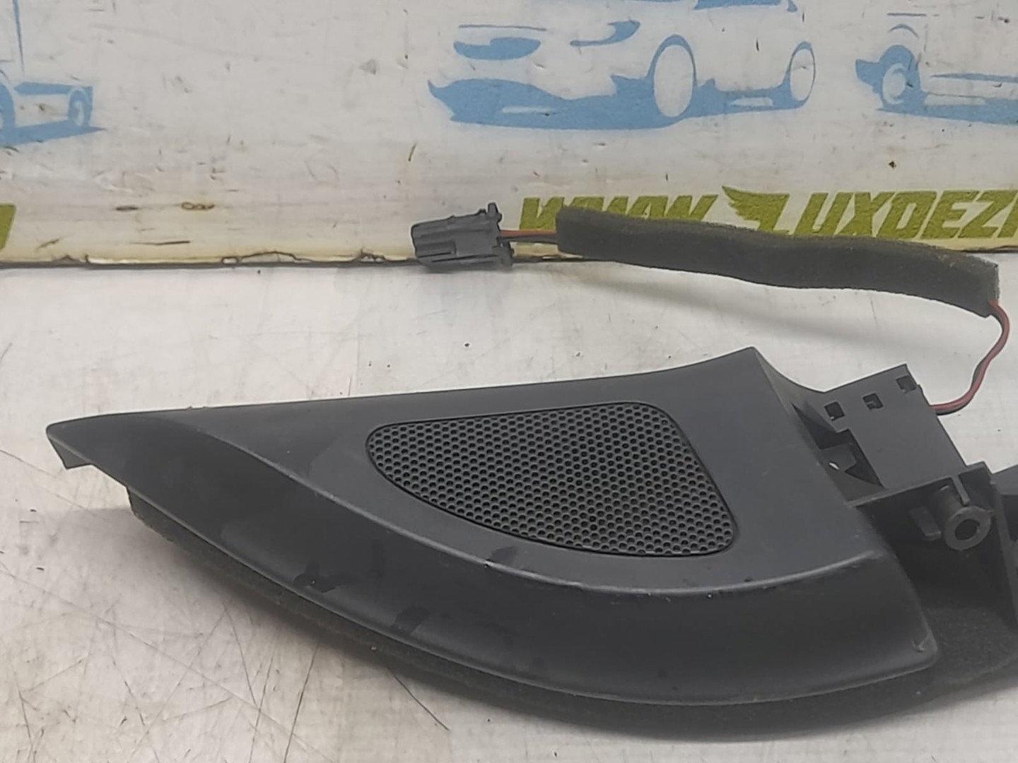Boxa difuzor tweeter 1k0837994 Volkswagen Golf 5 (2003 - 2009)