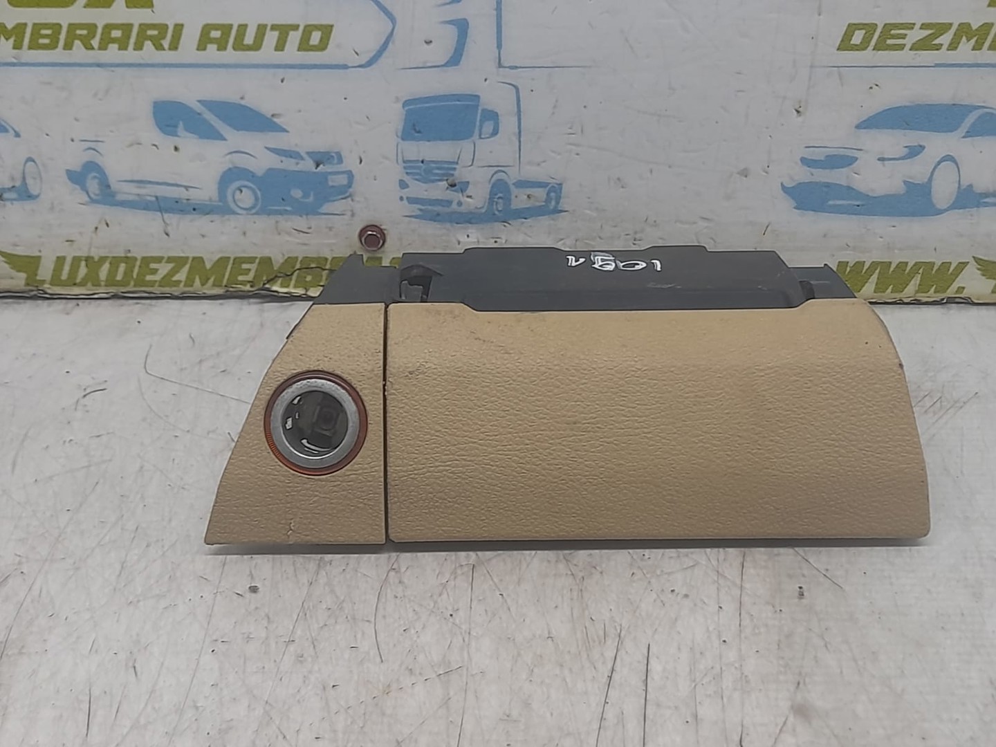 Scrumiera 1T1857961 Volkswagen Touran 1 (facelift) (2006 - 2010)