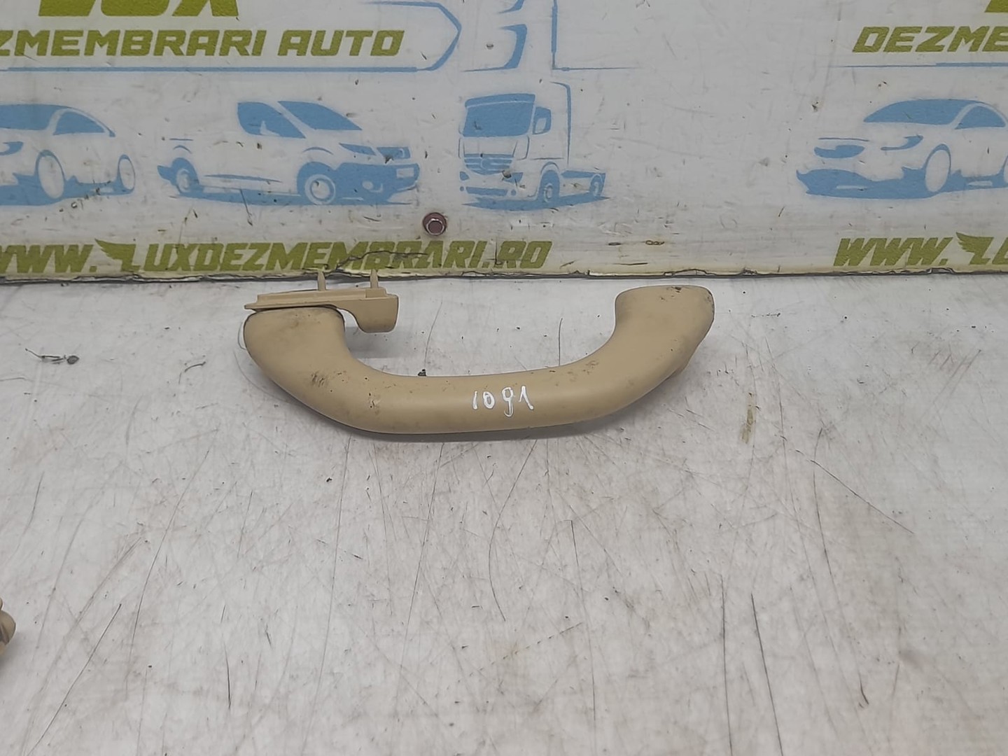 Maner plafon 6n0857607ac Volkswagen Touran 1 (facelift) (2006 - 2010)