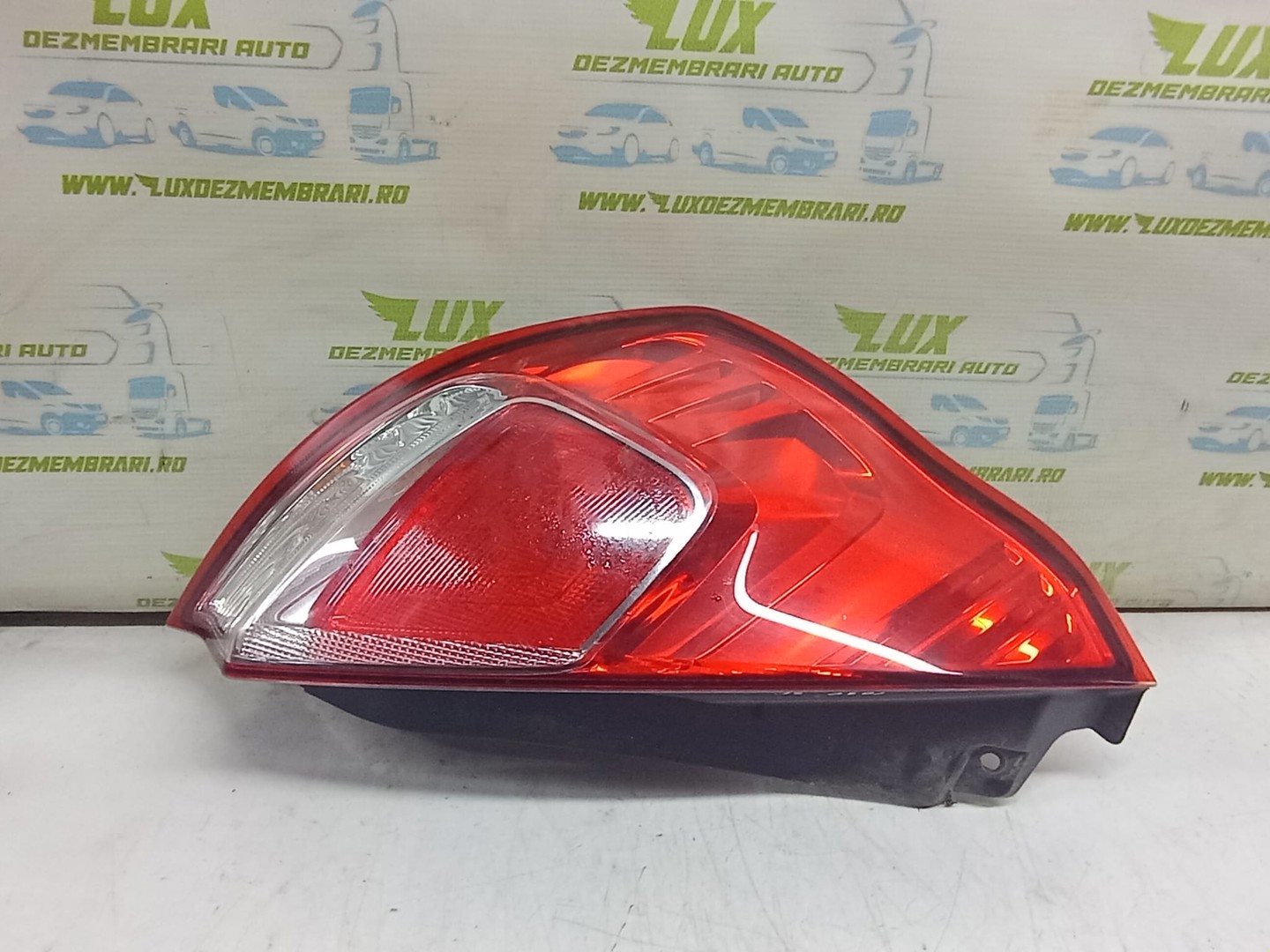 Stop stanga c1bb-13405a Ford Fiesta 6 (facelift) (2013 - 2020)