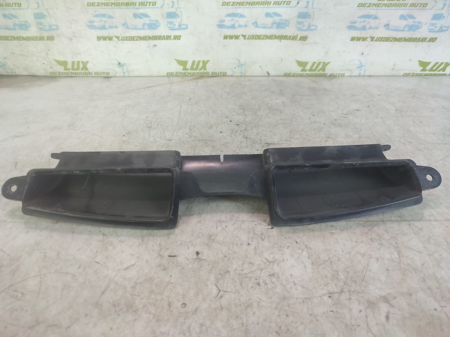 Grila ventilatie bord 7541738-02 BMW X1 E84 (2009 - 2012)