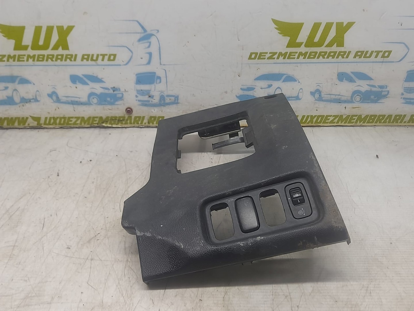 Ornament bord 8002A763 Ford Mondeo MK4 (2007 - 2010)