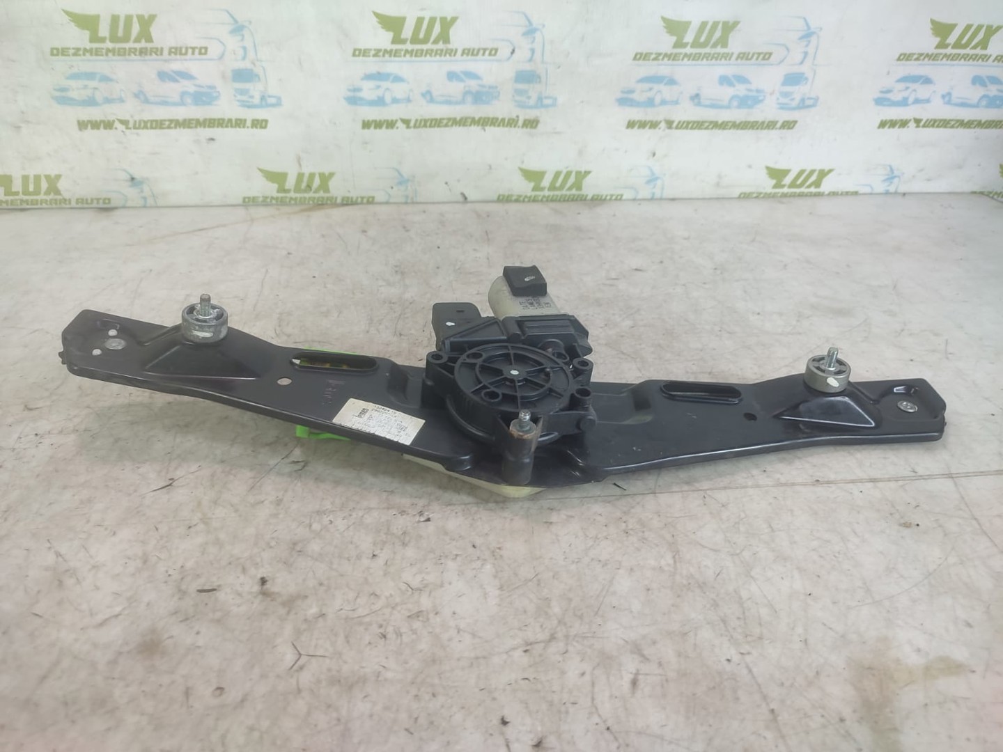 Macara geam stanga spate BMW X1 E84 (2009 - 2012)