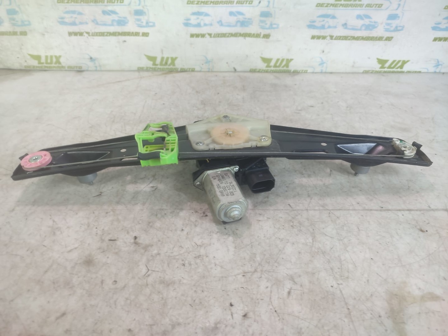 Macara geam dreapta spate 72029003 BMW X1 E84 (2009 - 2012)