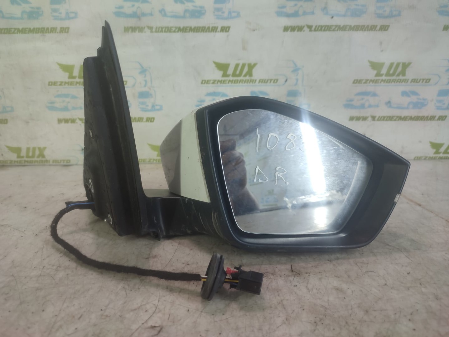 Oglinda stanga E90411758 Skoda Kamiq 1 (2019 - 2020)