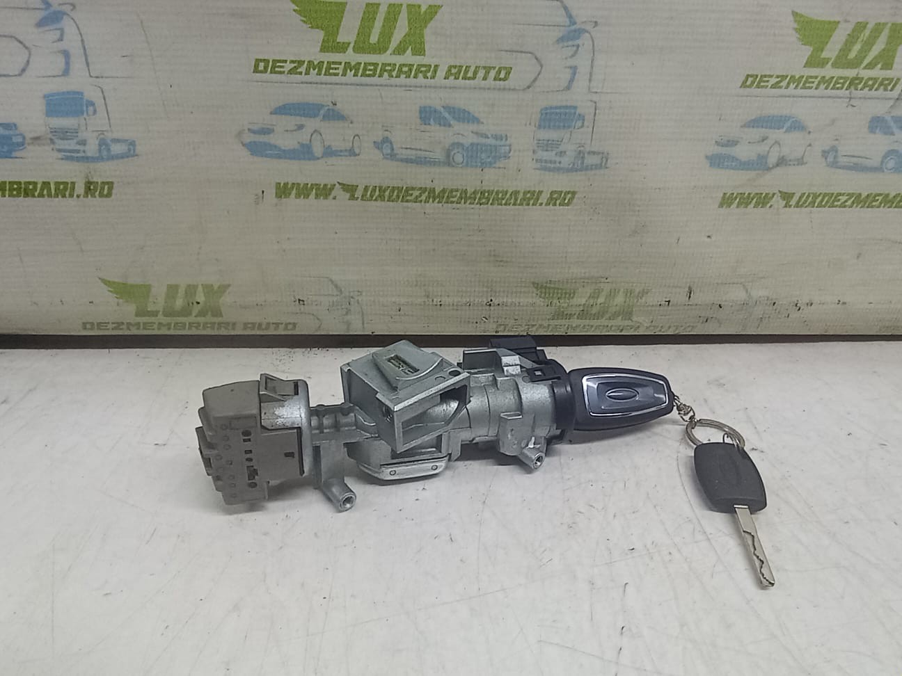 Contact cu cheie 3M513f880ae Ford Focus 3 (2011 - 2015)