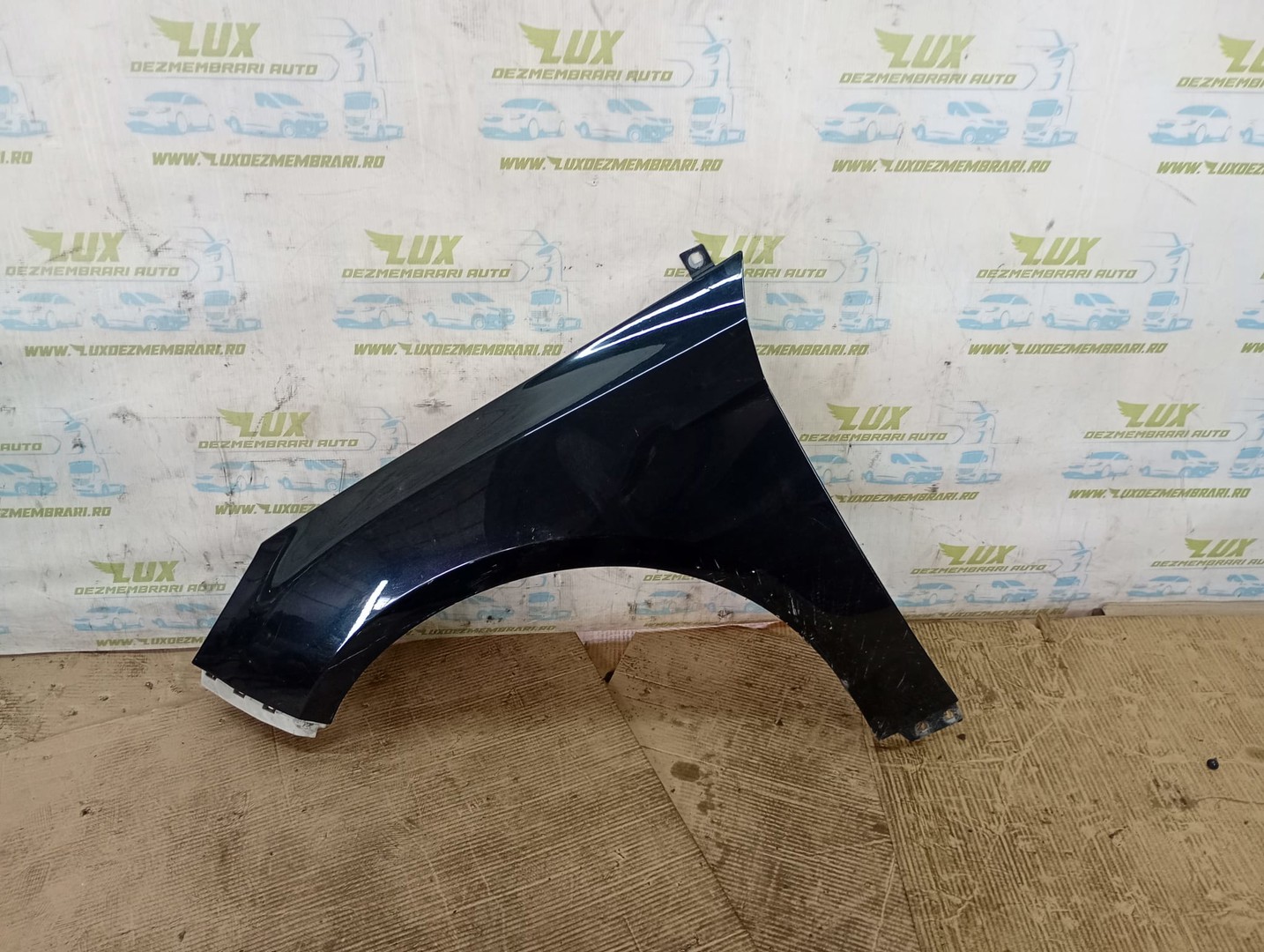 Aripa stanga fata Ford Focus 3 (2011 - 2015)