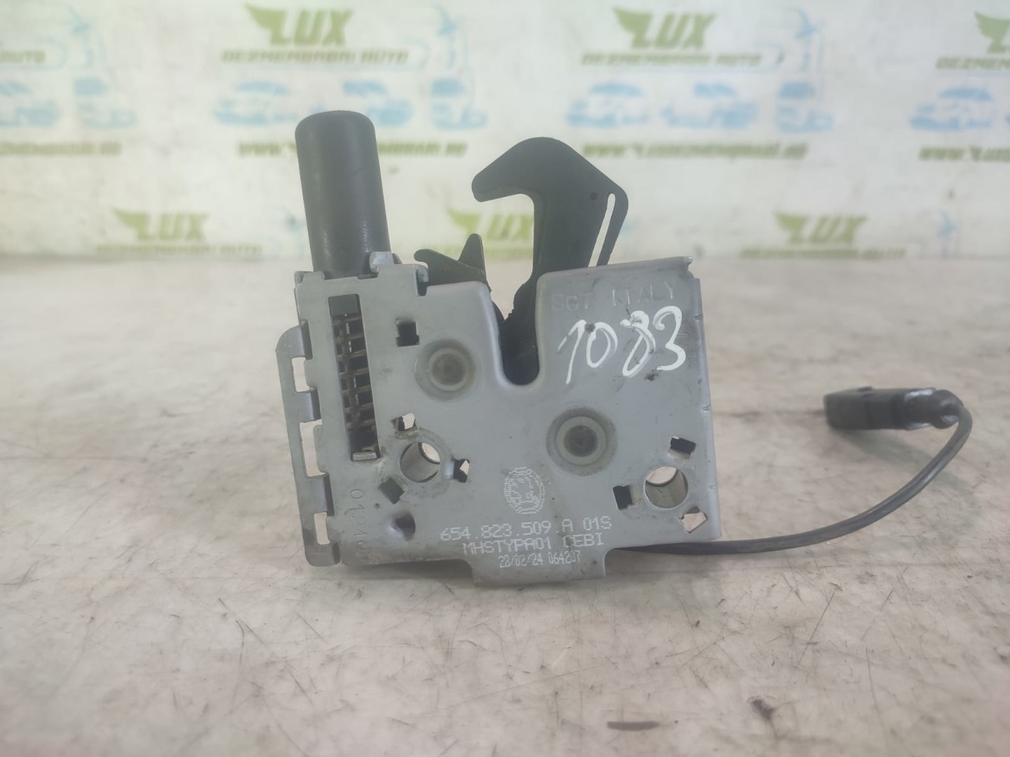Broasca capota 654823509A Skoda Kamiq 1 (2019 - 2020)
