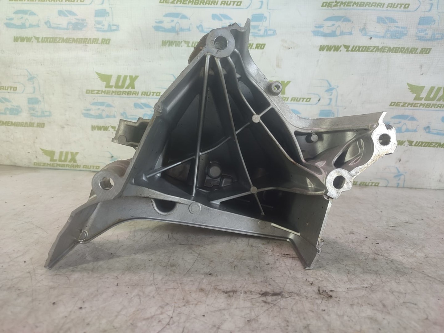 Suport motor 05c199207G Skoda Kamiq 1 (2019 - 2020)