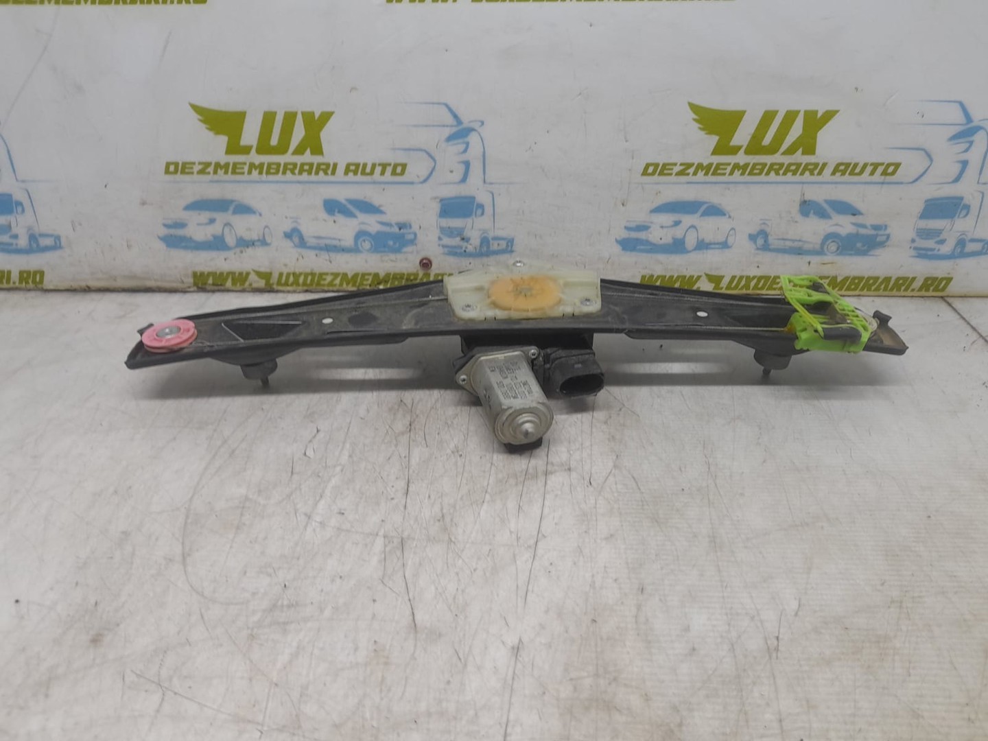 Macara geam dreapta spate 2990298-05 BMW X1 E84 (2009 - 2012)