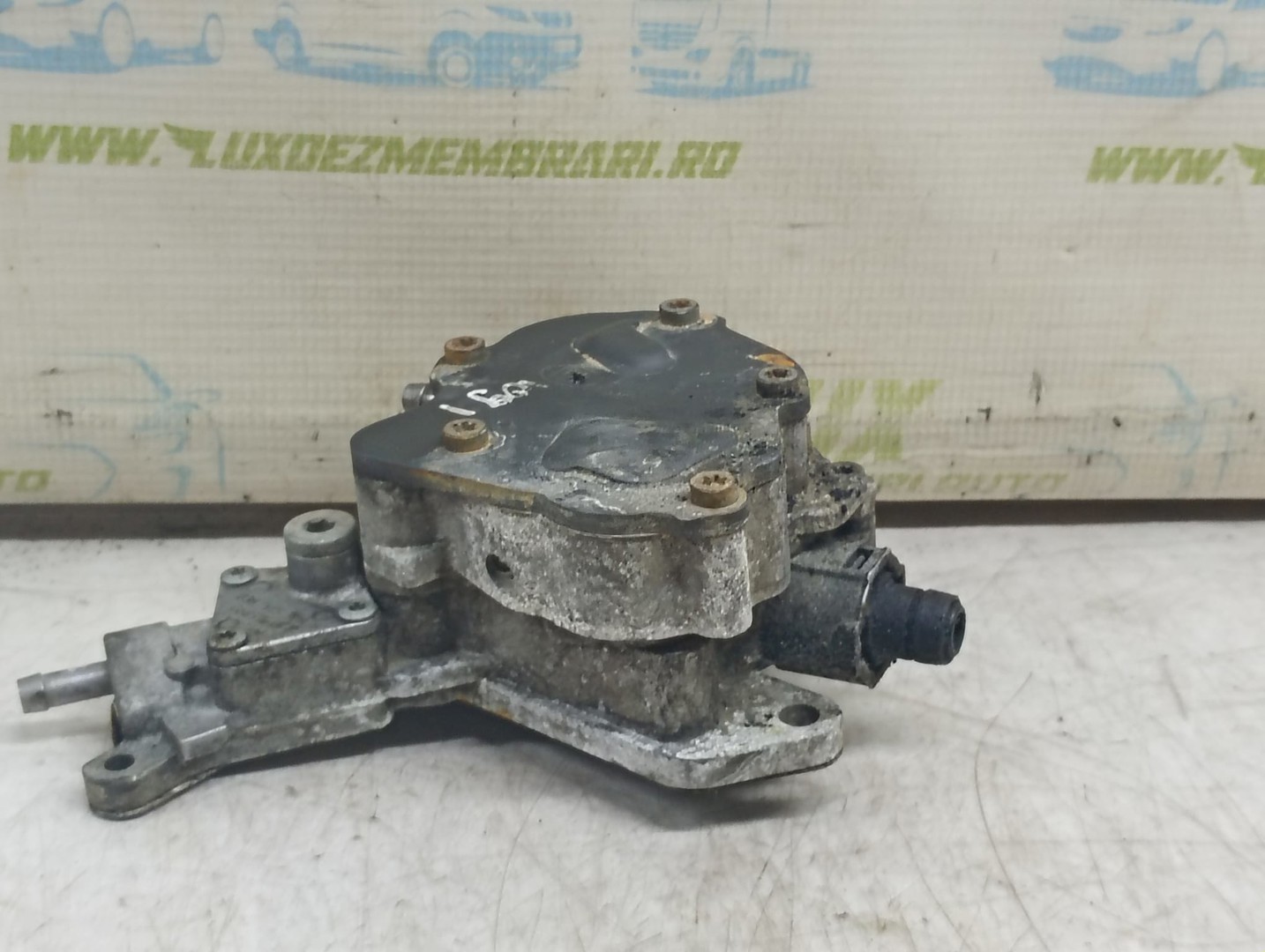 Pompa vacuum 038145209h Volkswagen Touran 1 (facelift) (2006 - 2010)