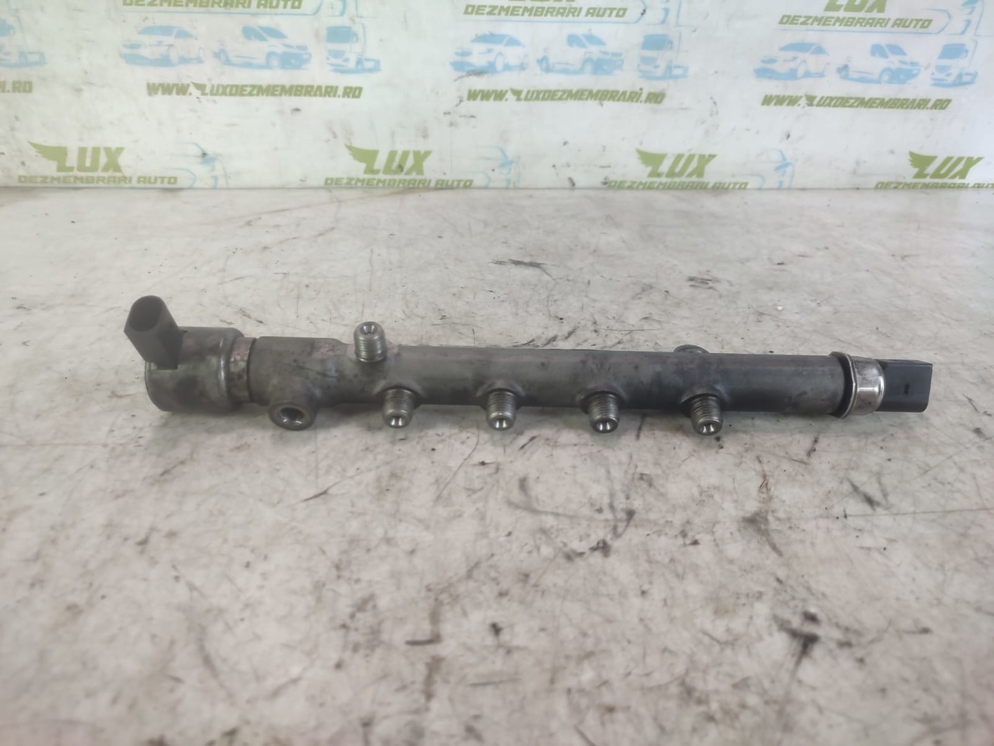 Rampa injectoare r9144z240a Mercedes Benz C-Class W204/S204 (2007 - 2012)