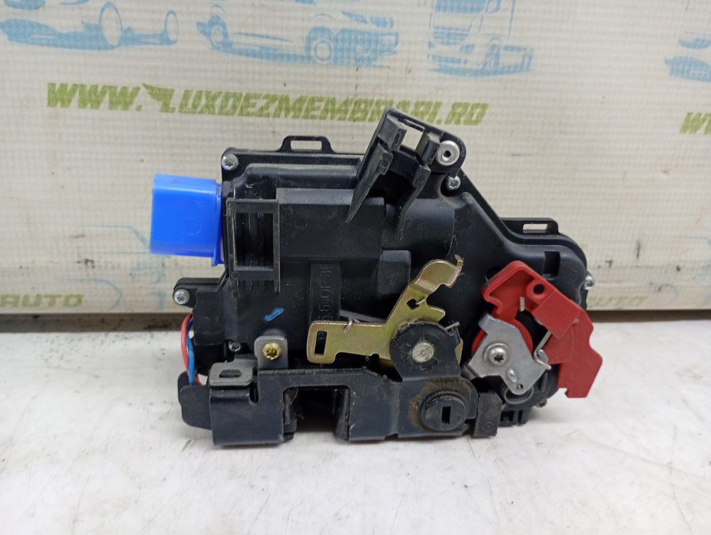 Broasca dreapta spate 7L0839016 Volkswagen Touran 1 (facelift) (2006 - 2010)