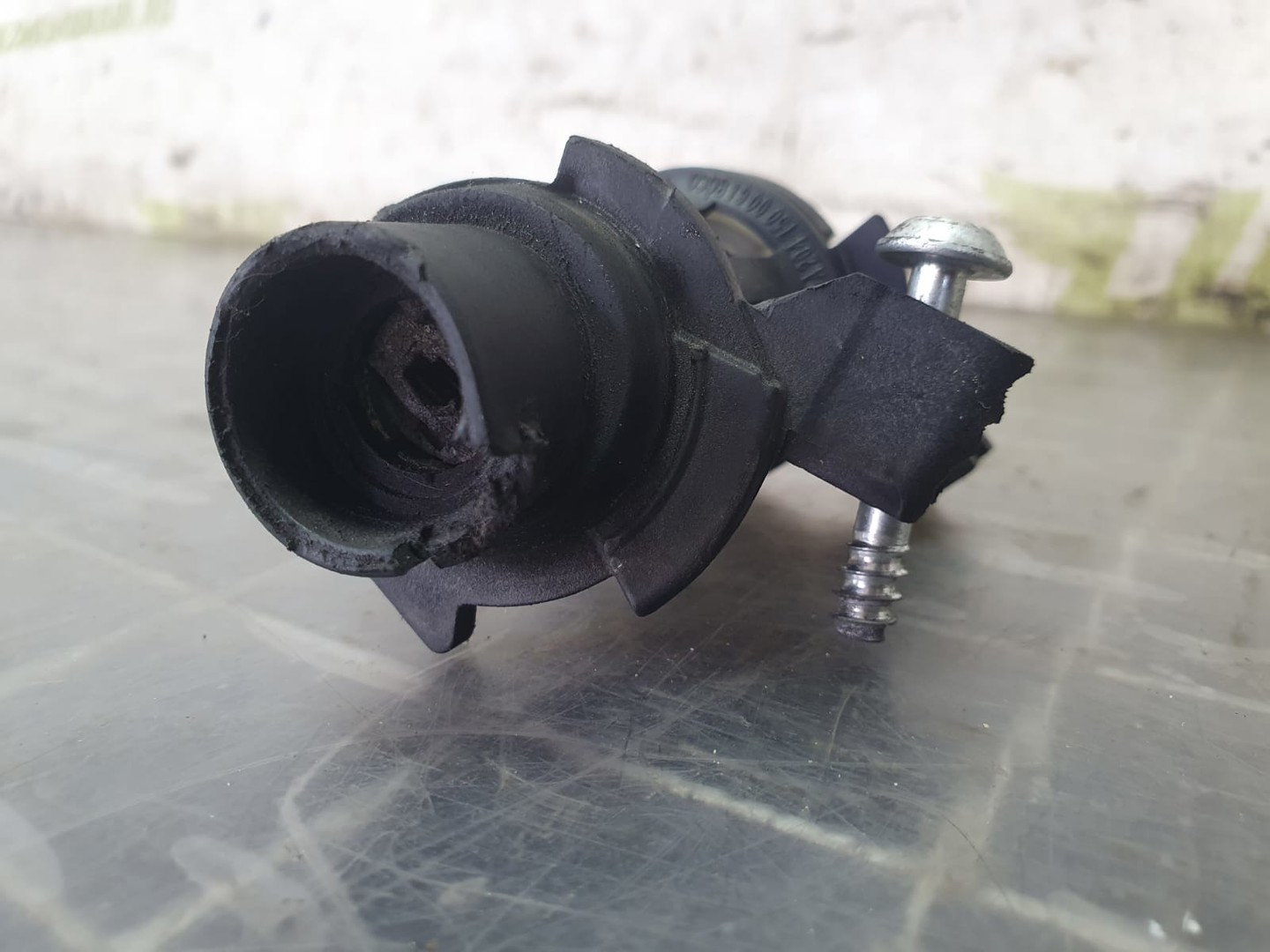 Buton portbagaj a2047500061 Mercedes Benz C-Class W204/S204 (2007 - 2012)