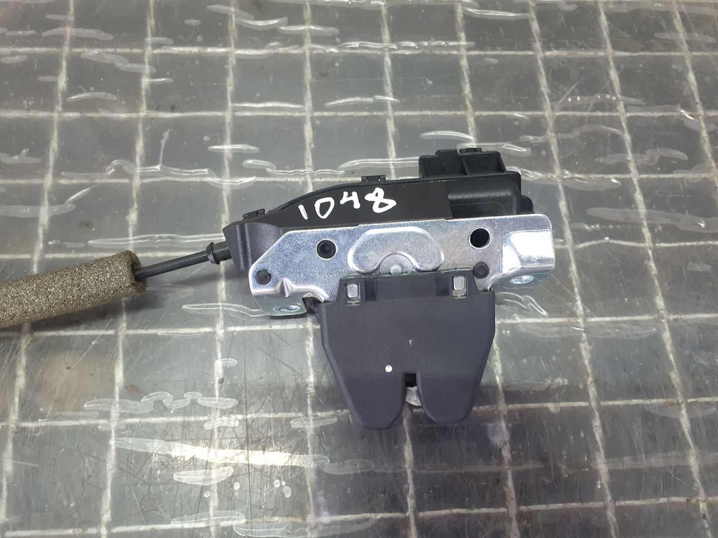 Broasca haion a2047500185 Mercedes Benz C-Class W204/S204 (2007 - 2012)