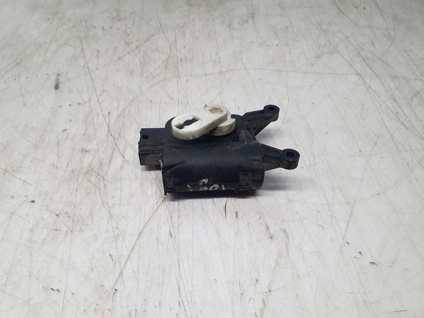 Motoras clapeta mixaj aer 0132801340 Volkswagen Touran 1 (facelift) (2006 - 2010)