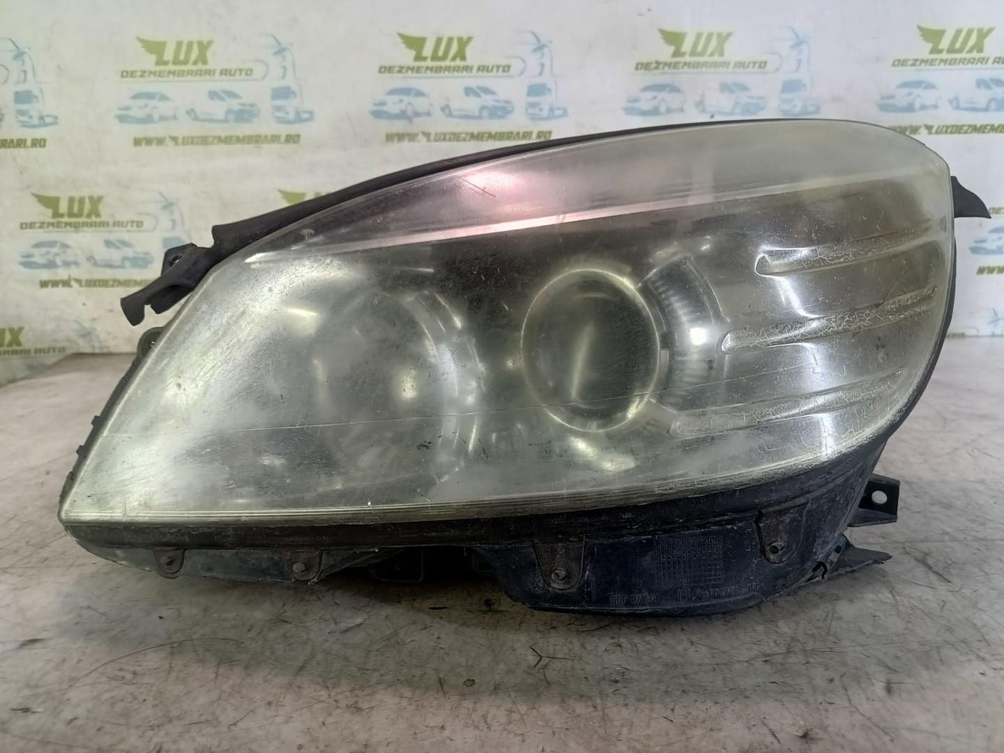 Far dreapta Mercedes Benz C-Class W204/S204 (2007 - 2012)