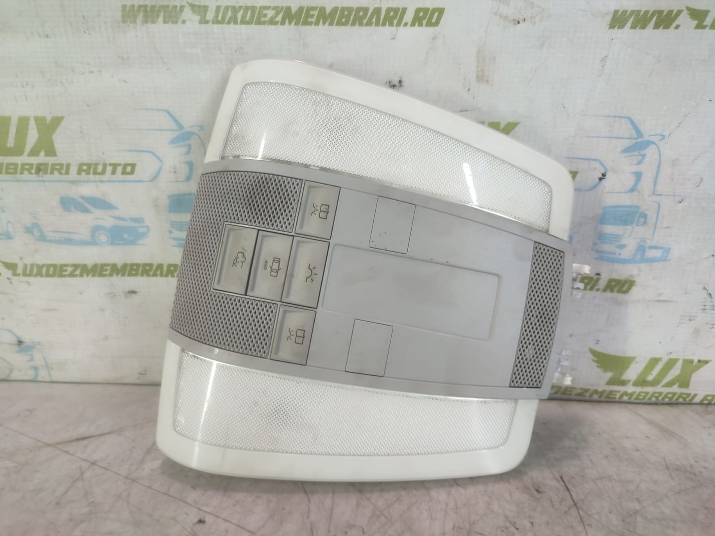 Plafoniera A2048202001 Mercedes Benz C-Class W204/S204 (2007 - 2012)