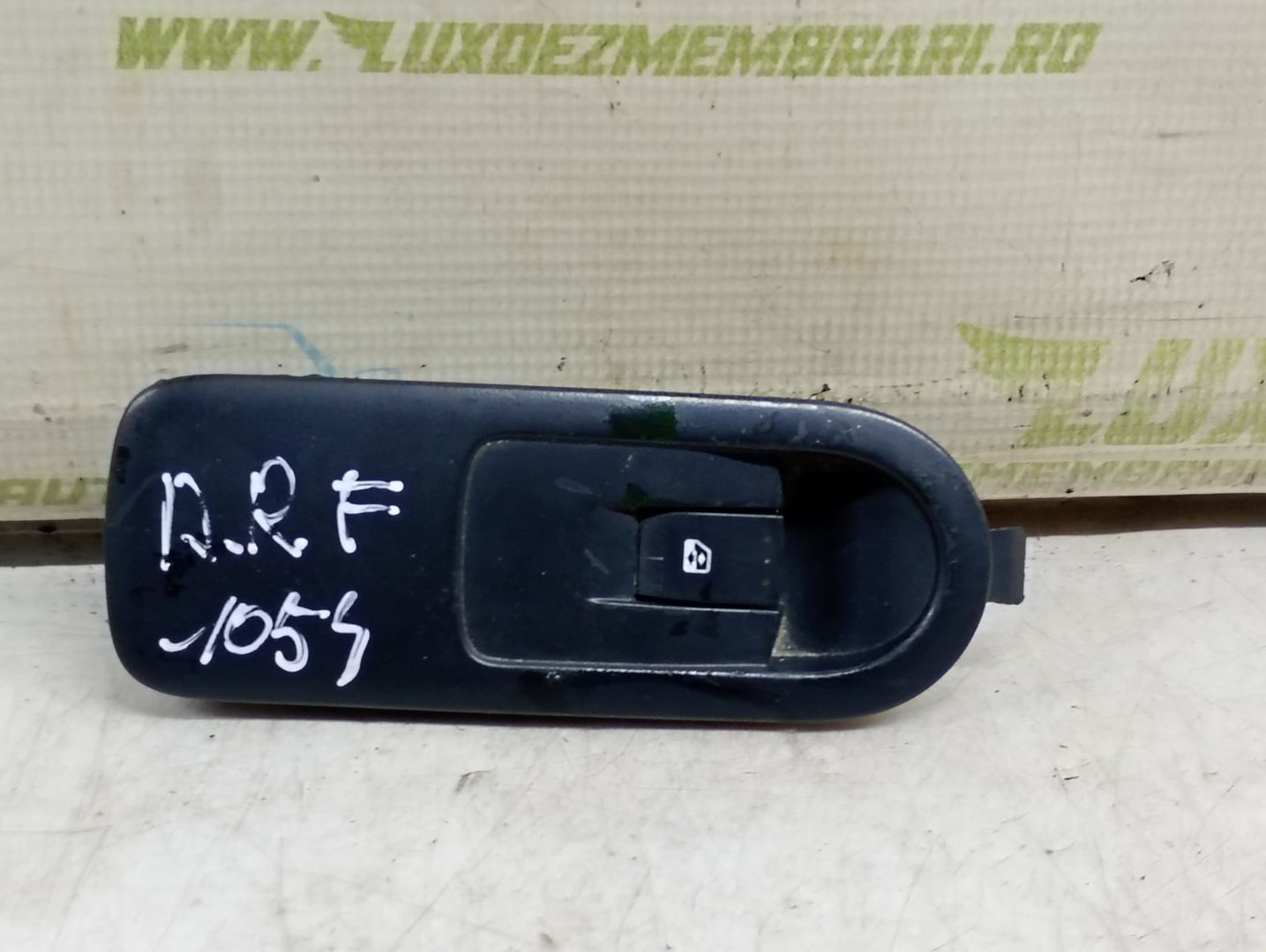 Buton geam 156013740 Renault Scenic 2 (facelift) (2006 - 2010)