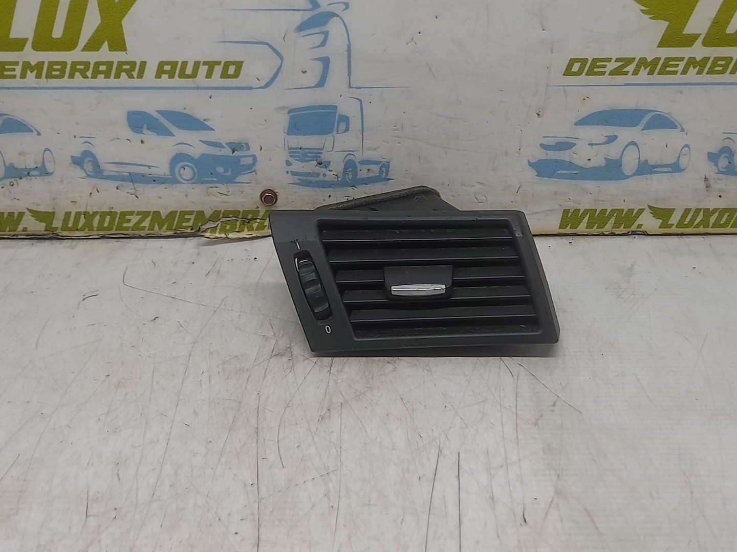 Grila ventilatie bord 3415974 BMW X3 E83 (facelift) (2006 - 2010)